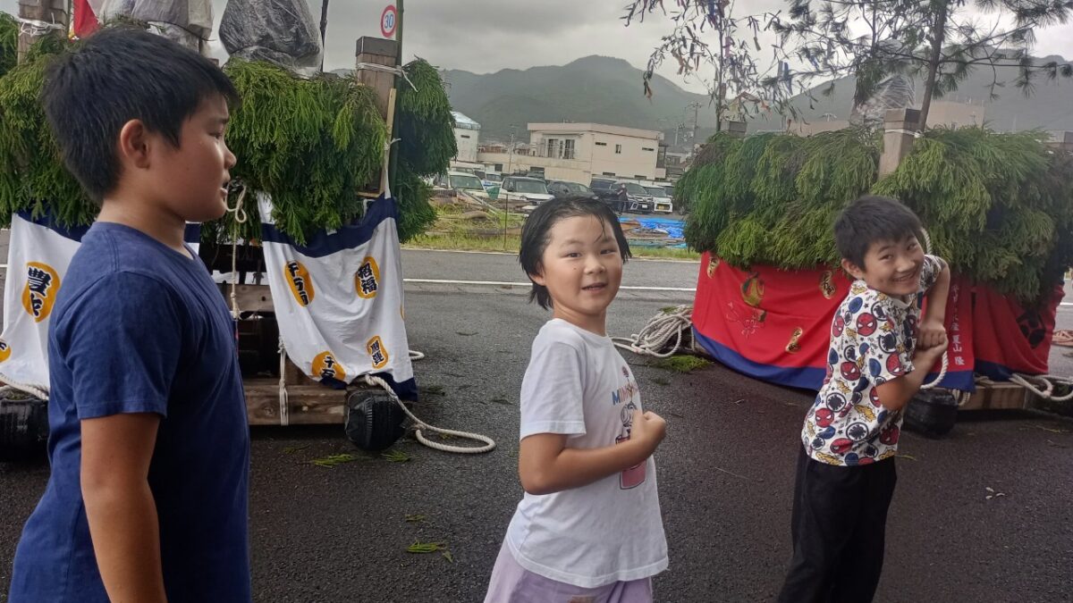 すみれ　三輪崎例大祭